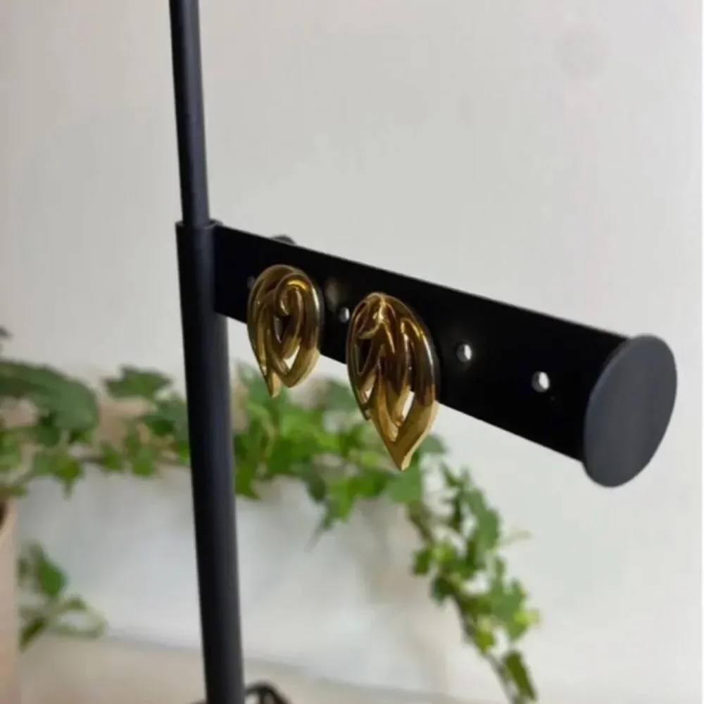 Retro Gold Fire Ball‎ Stud Earrings